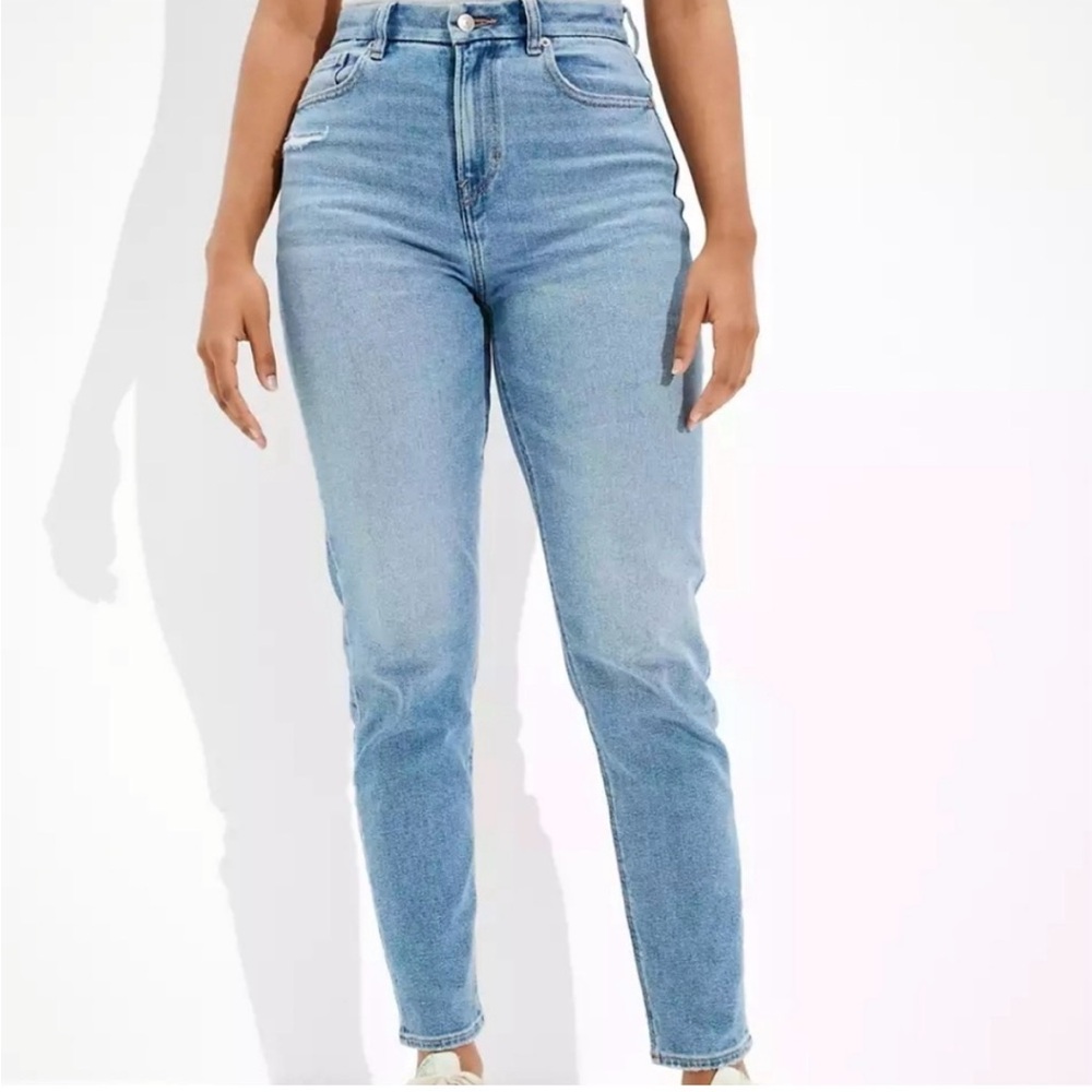 American Eagle Curvy Mom Jean